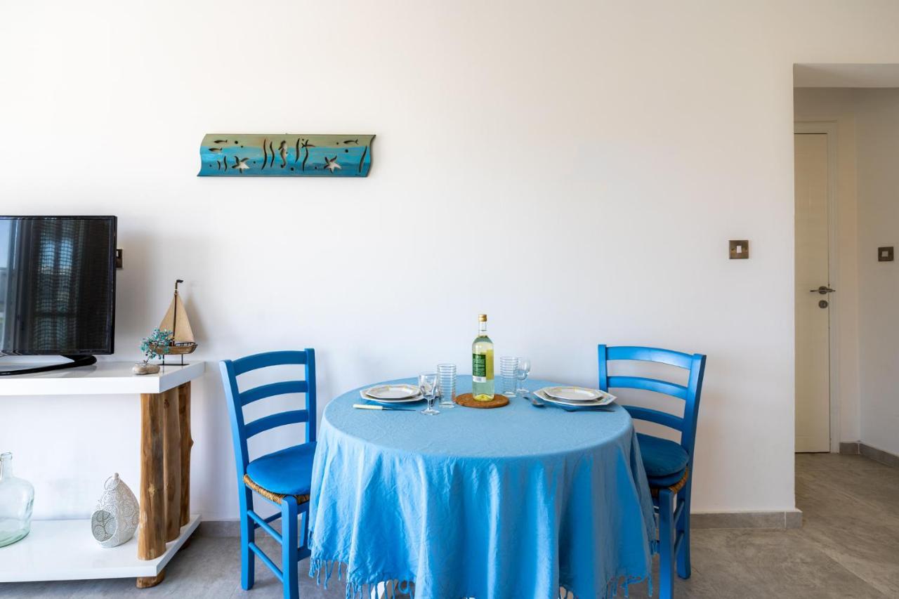 Seawaves 1- Bedroom Apartment Near Meneou Beach 라르나카 외부 사진